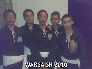 Warga sh ranting muncar 2010 A