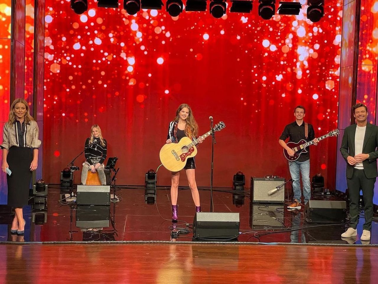 labels callista clark share