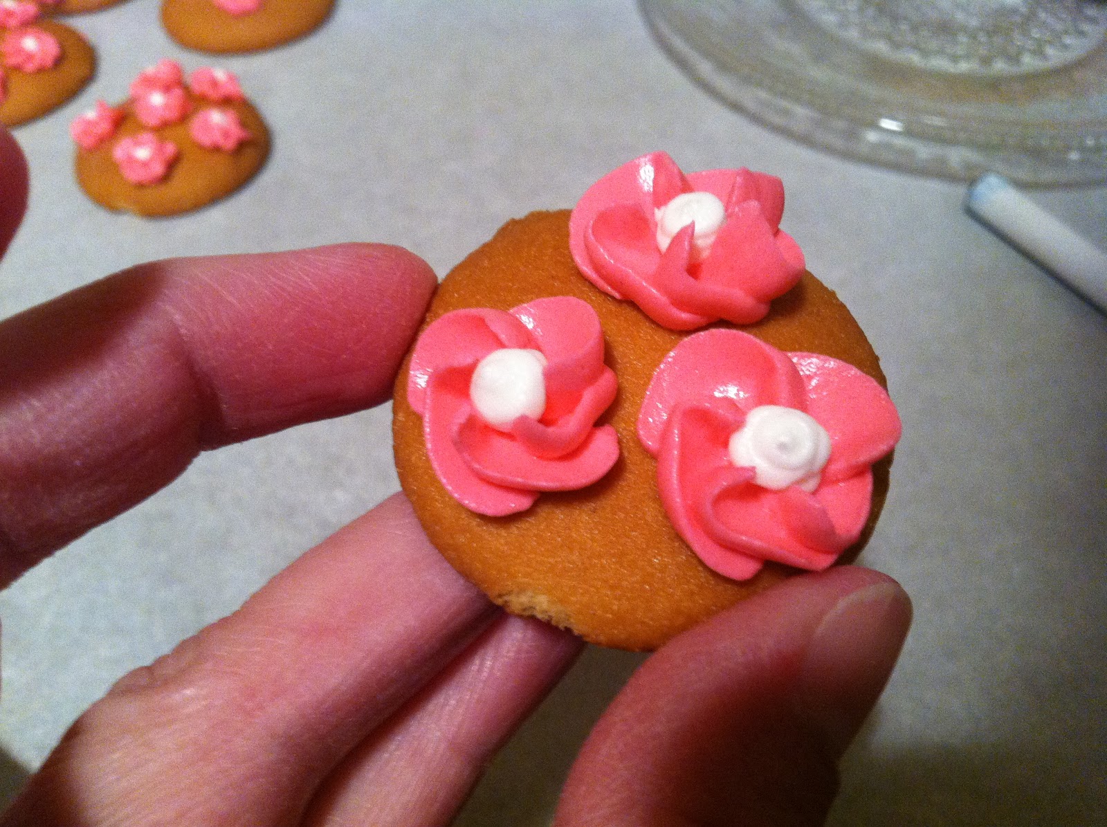 The Iced Queen Drop Flowers