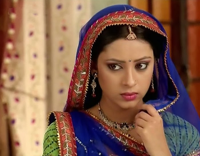 Pratyusha Banerjee HD Photos Download Free | TV Biography