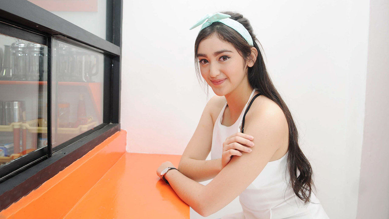 Artis KOrea di Indonesia Ranty Maria