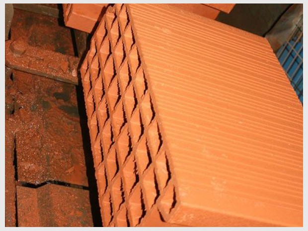 LES ARCHIVES DE LA TERRE CUITE Brique terre cuite et