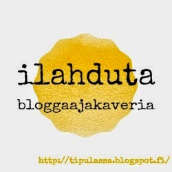 http://tipulassa.blogspot.fi/2015/01/haaste-ilahduta-bloggaajakaveria.html