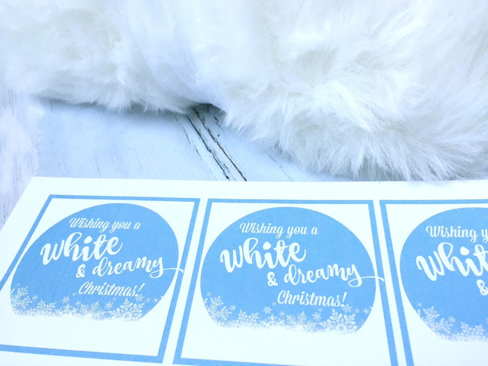 michelle paige blogs White Christmas Gift Guide and Printable Tag