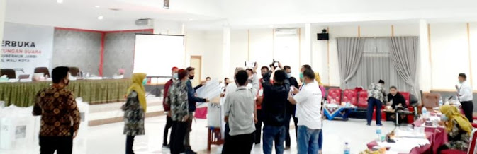 rapat pleno kpu sungai penuh