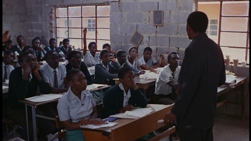 BOPHA! À FLOR DA PELE (DUBLADO/DVD-RIP) – 1993 Bopha%2Ba%2Bflor%2Bda%2Bpele%2B1993%2BDublado.mkv_snapshot_00.14.11.351