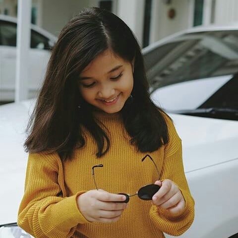 Naisa Naisa