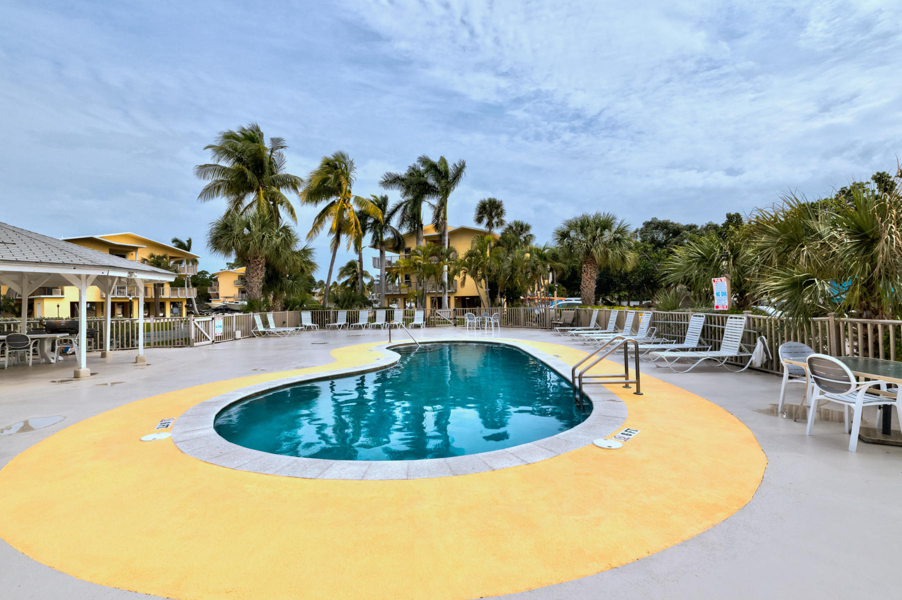 Real Estate in the Florida Keys Key Largo Condo with Dockage 525K