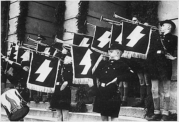 Hitler Youth Tomaszow Poland 11 May 1941 worldwartwo.filminspector.com