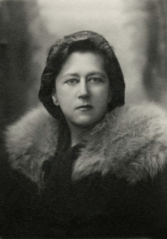Female Poets of The First World War: Maria Pawlikowska-Jasnorzewska ...