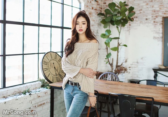 Beautiful Park Da Hyun in fashion photo album February 2017 (397 photos)