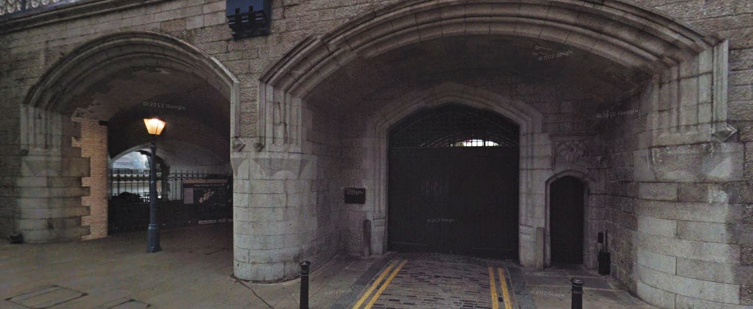 Eastern arches under the north approach to Tower Bridge (from Google Streetview) Eastern arches under the north approach to Tower Bridge (from Google Streetview)