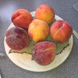 Red Haven peaches