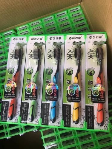 10 bàn chải than tre