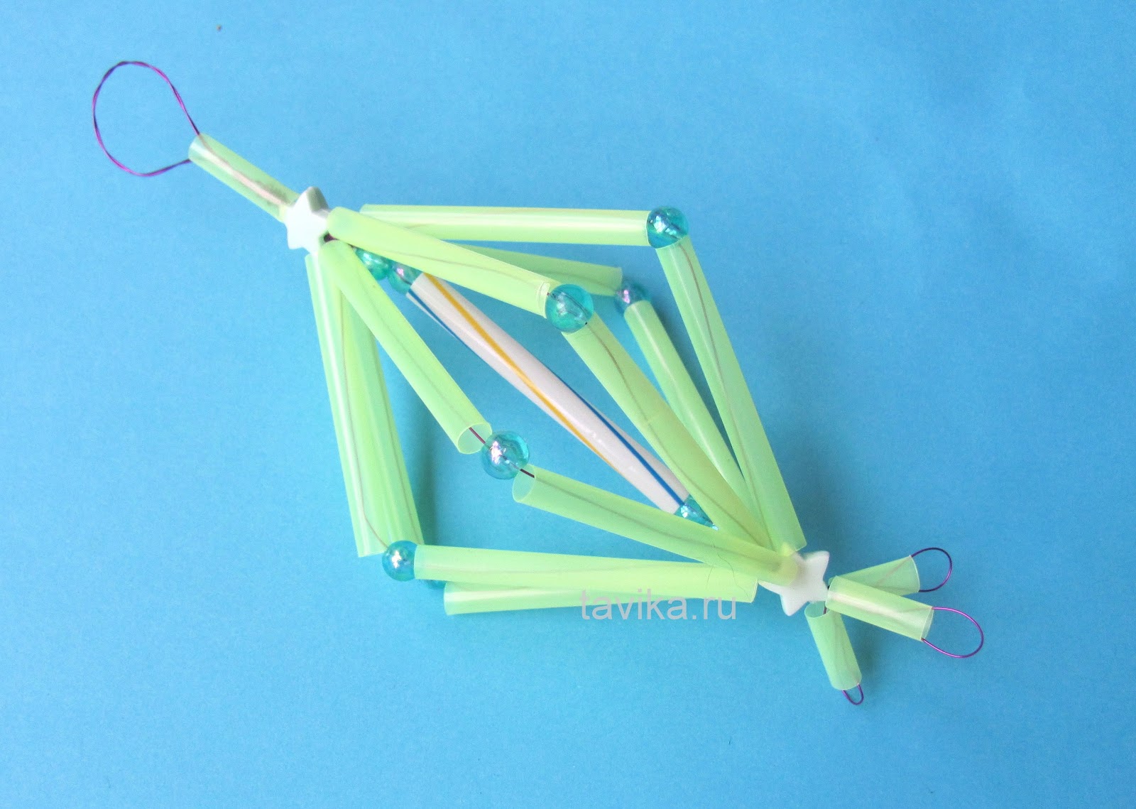 сделать игрушку из трубочек. игрушки из трубочек для коктейля. игрушки из трубочек для коктейля. поделки из соломинок. поделки из коктейльных трубочек.