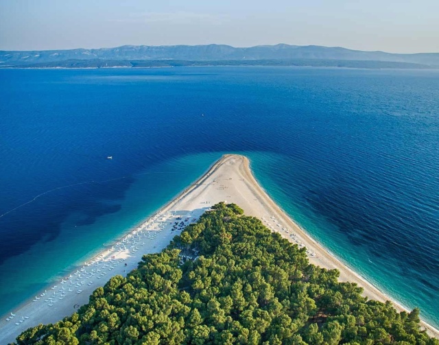 Isola di Brac - Croazia - Zlatni Rat - Poracci In Viaggio isola-di-brac-croazia-zlatni-rat-poracci-in-viaggio