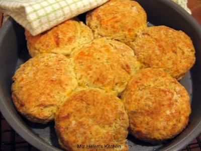 Cheesy Dill Biscuits at Miz Helen's Country Cottage