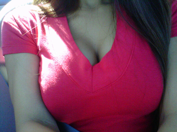 @LilyFiguera.....A couple of car show flicks, some candid pictures and a few videos you might