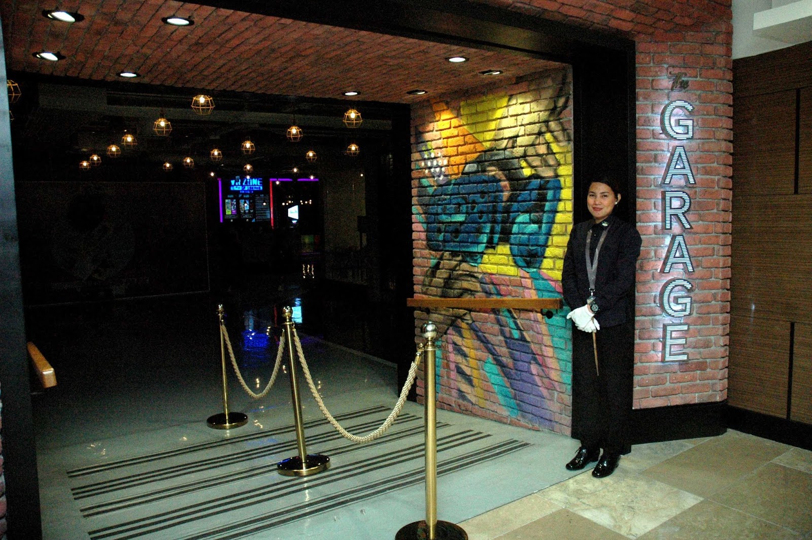 DUDE FOR FOOD Reality Bites Reboot New Virtual Reality Attractions