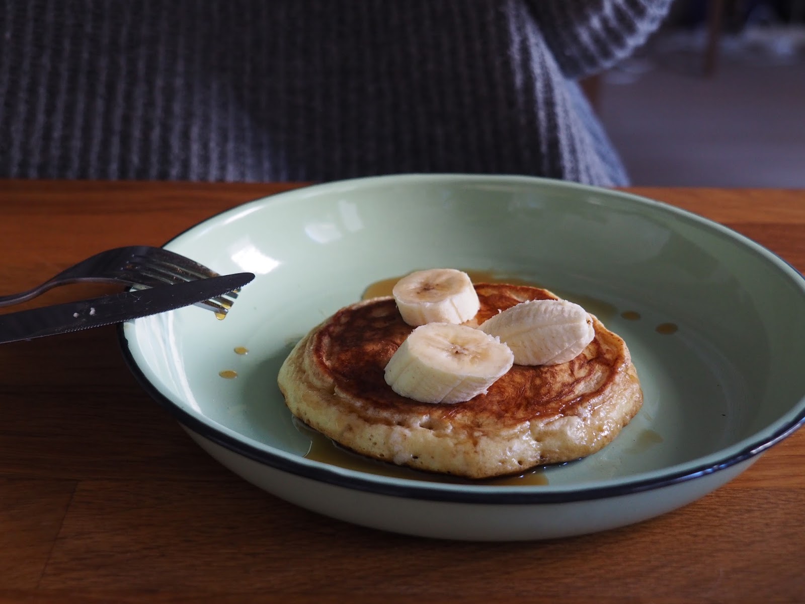 Fluffig Fluffige Pancakes / Super Fluffy Pancakes (Deutsch & English