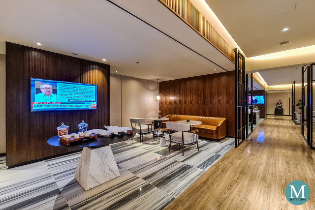 Sheraton Club Lounge at Sheraton Manila Hotel