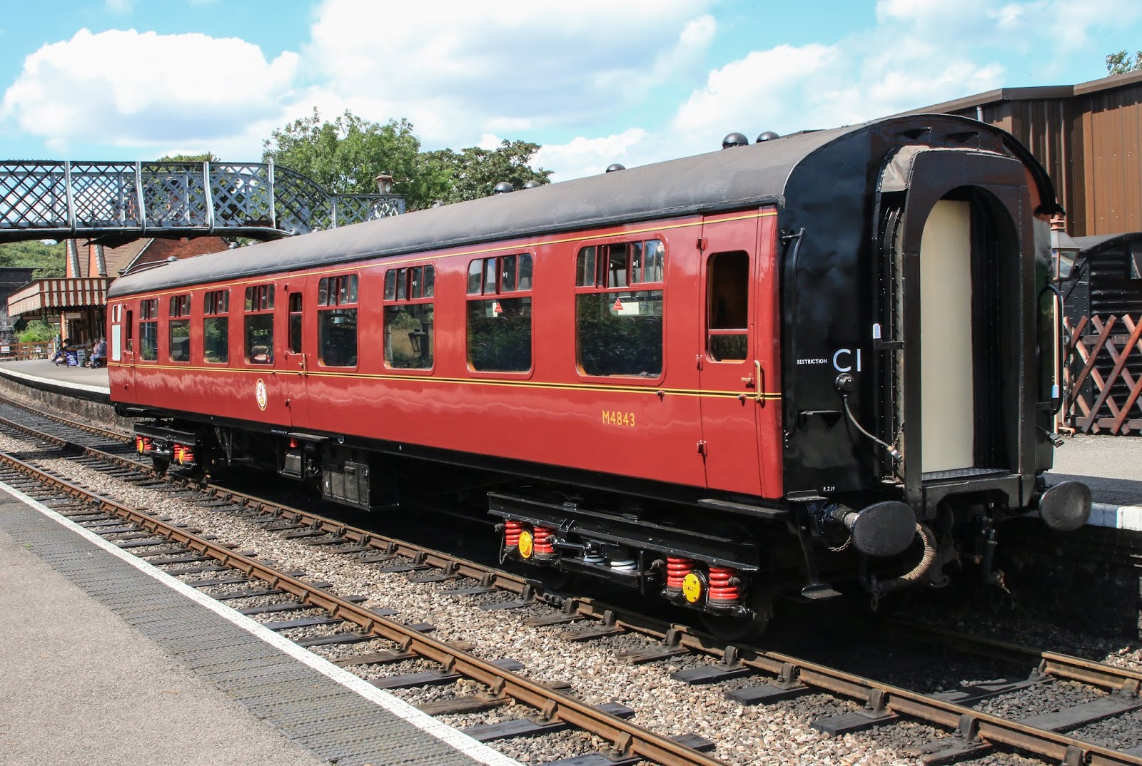Carriage & Wagon News: COMPLETION SPECIAL: Mark 1 Tourist Second Open M4843