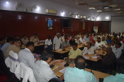 दुर्गापूजा को लेकर डीएम ने की बैठक, AnjNewsMedia, DM Meeting 