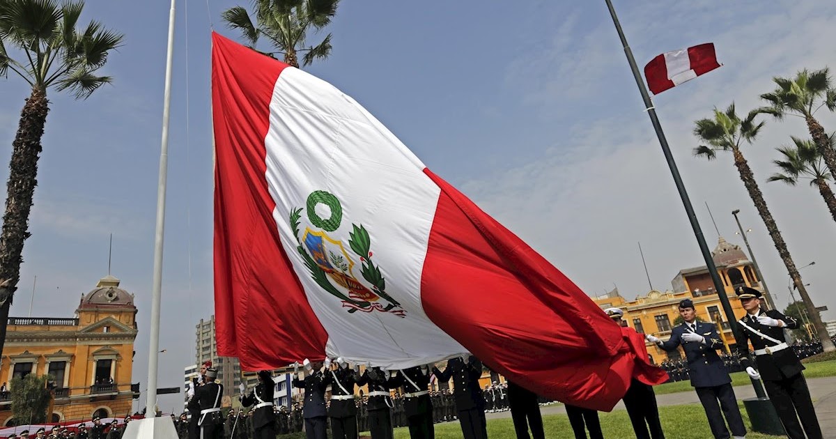 Perúmilitar El ceremonial de las Fiestas Patrias en el Perú