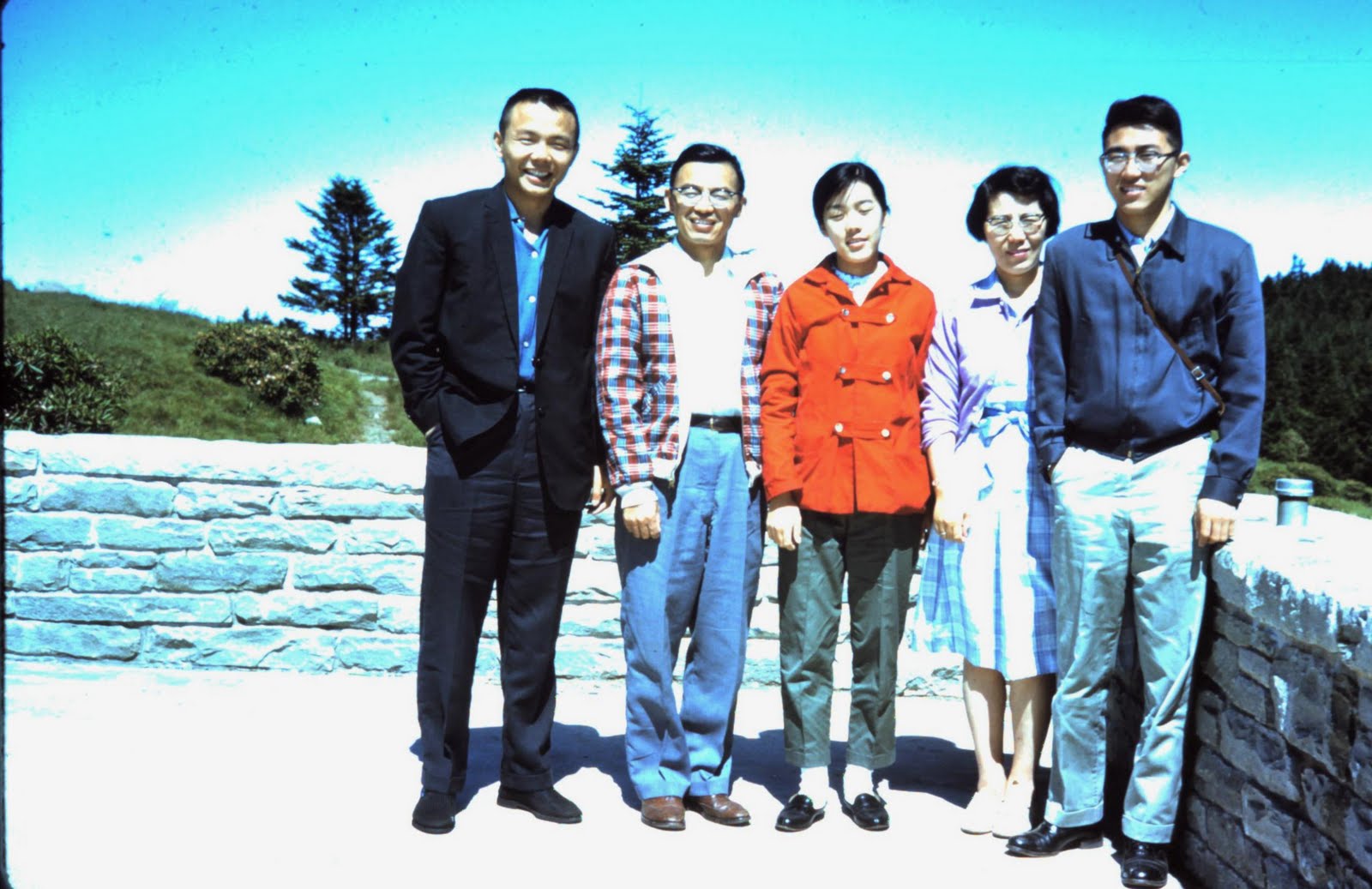 An Ordinary Chinese: The Hsu Family (徐家)