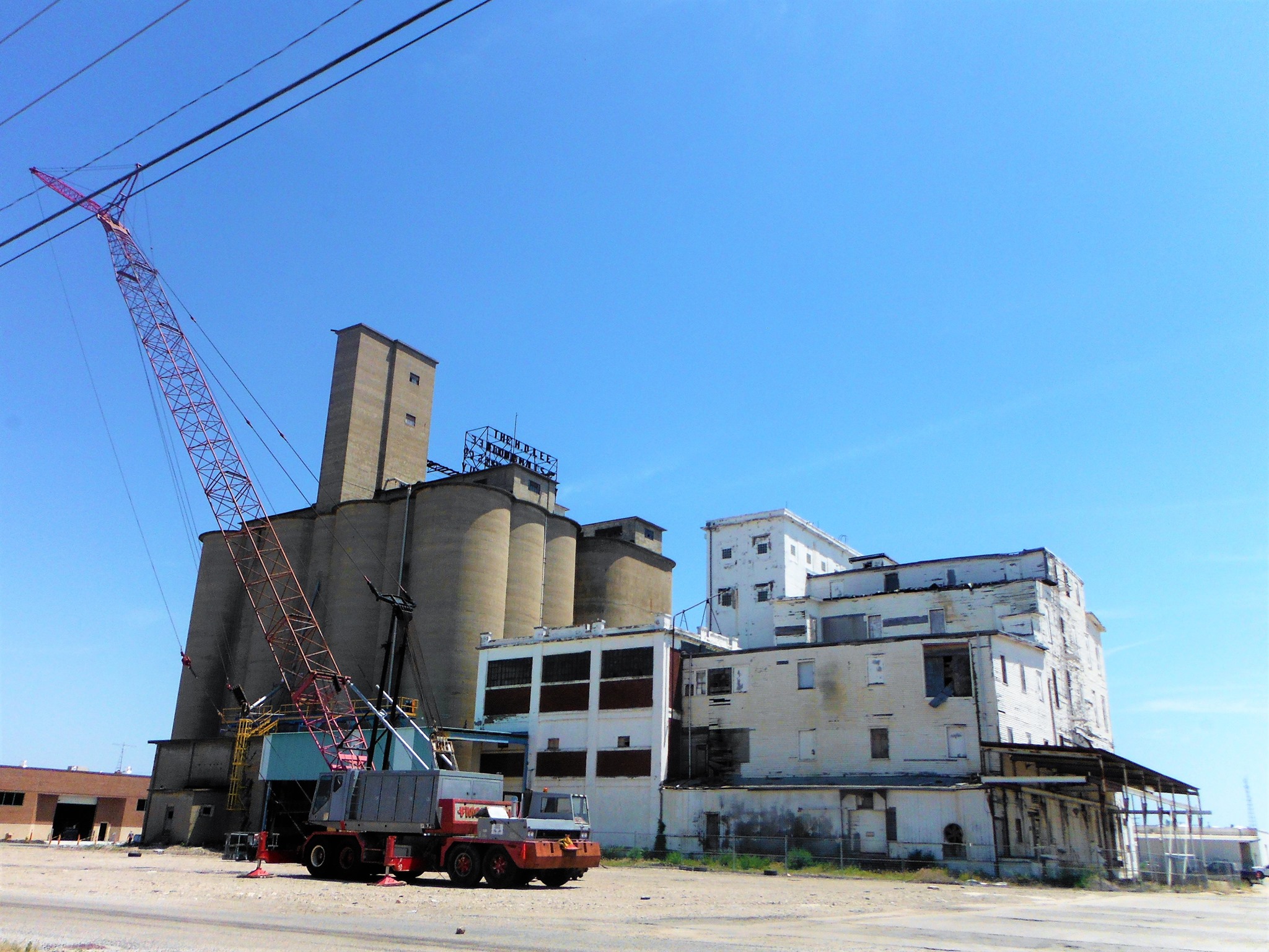 Towns and Nature Salina, KS electric motor starts fire in grain elevator