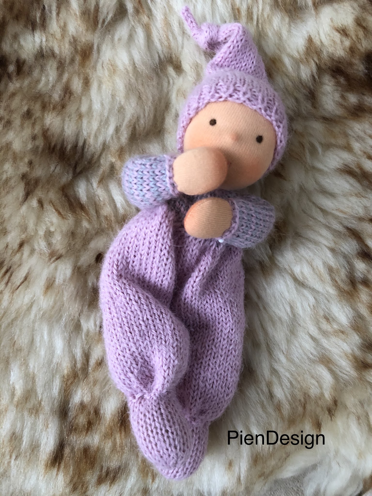 Snooze conversie picknick PienDesignCreations: baby's eerste knuffelpopje