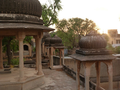 Indiaren ametsa (El sueño de India) - Blogs de India - Día 2. De Delhi a Nawalgarh. (9)
