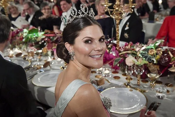 Queen Silvia, Crown Princess Victoria, Prince Daniel, Prince Carl Philip, Princess Sofia and Princess Christina