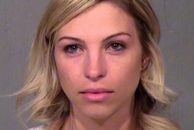 Professora pega 20 anos de cadeia por  transar de aluno de 13 anos