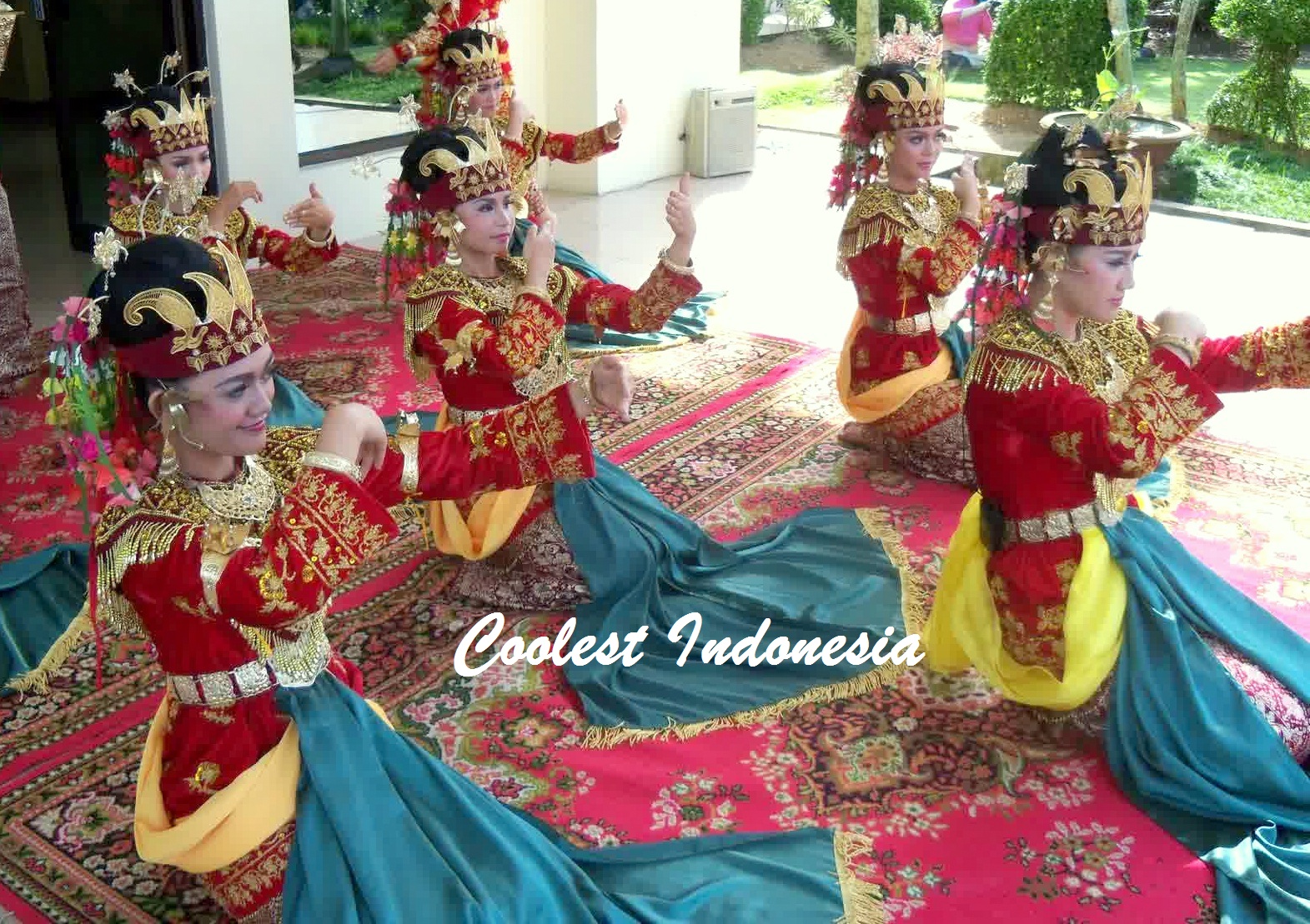 We Love Indonesia Complete List Of Traditional Dance On The Island Of Sumatra