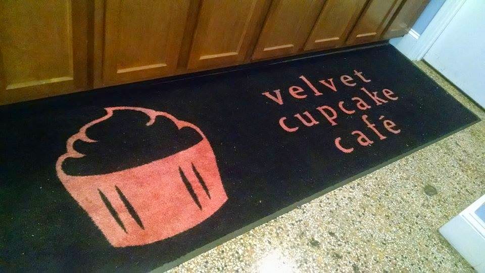 Cupcakery Review The Velvet Cupcake Cafe, Columbia, MO