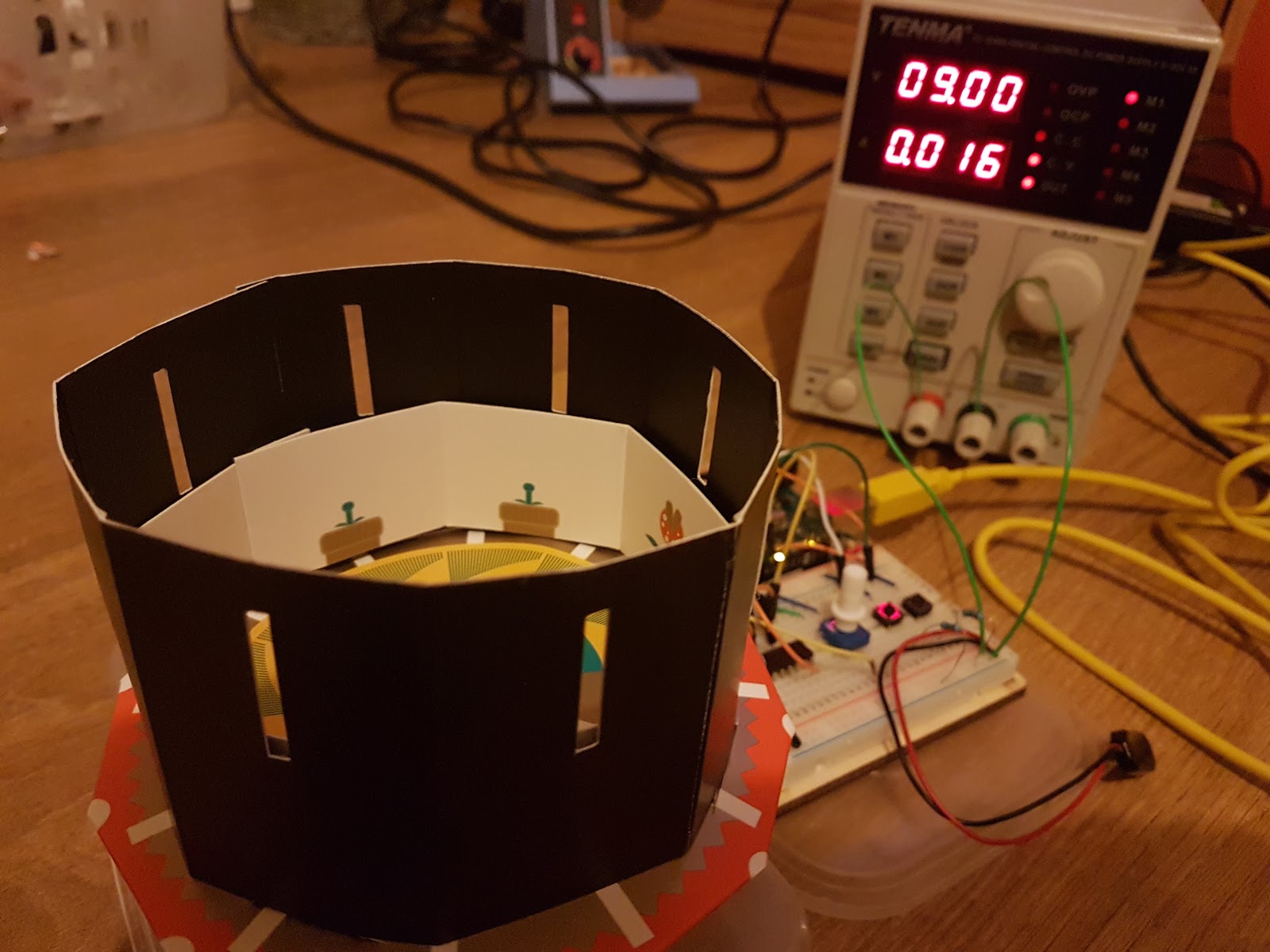 Ink & Play Blog Arduino Zoetrope