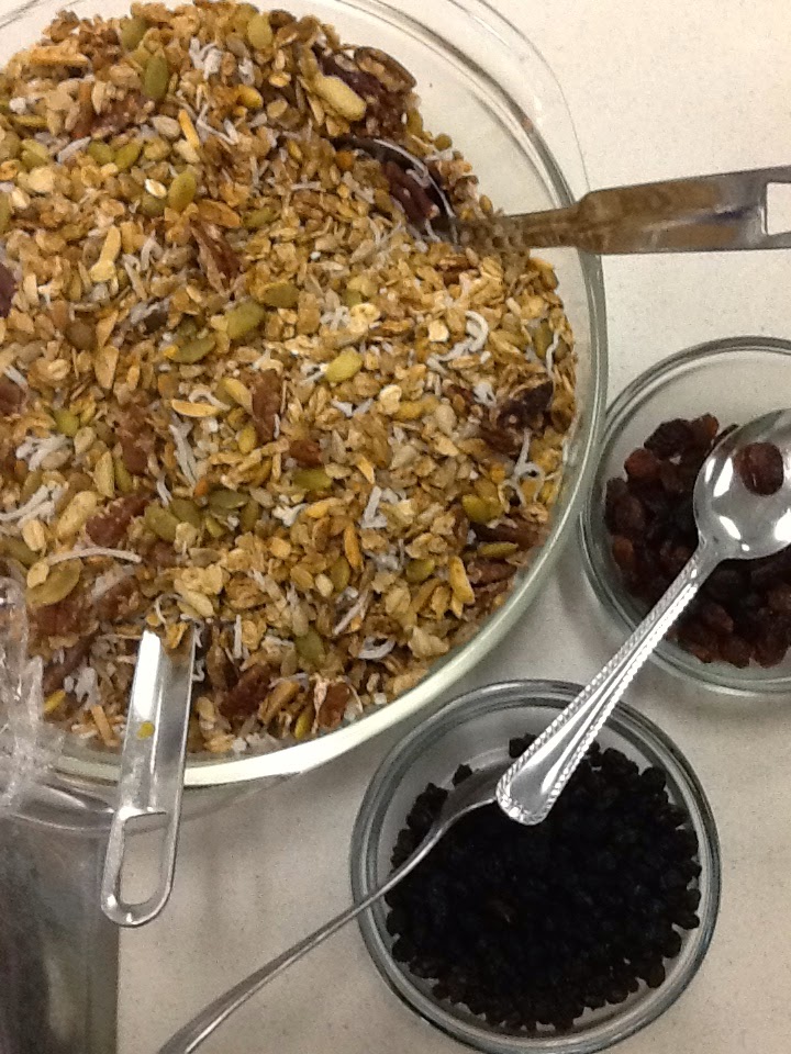 Mrs. v's Foods Class Ali's Whitewater Granola topping for yogurt