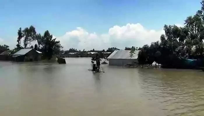 গাইবান্ধায় বিপদসীমার উপরে ব্রহ্মপুত্র ঘাঘট নদীর পানি