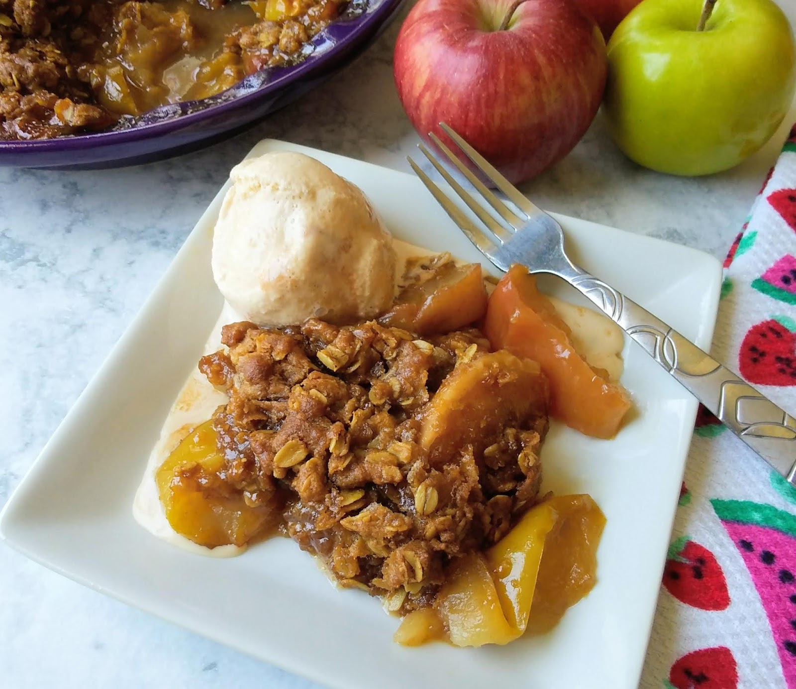 An explosive apple crisp with plenty of crunchy crumble