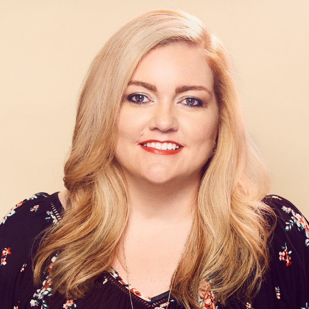 Quem é Colleen Hoover, a escritora que ganhou meu coração — PhD?