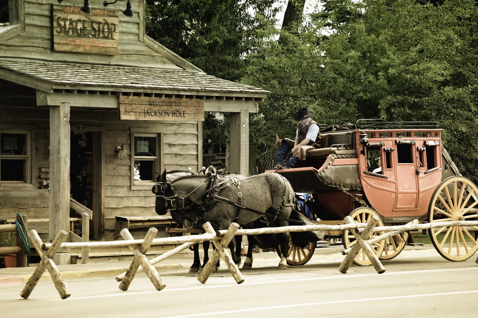 Sweethearts Of The West: Old West