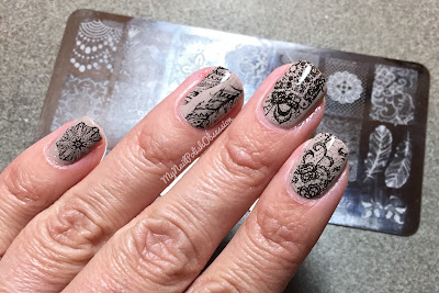 Lady Queen Crown Dappled Floral Pattern Manicure Template Lace Series BC3 Lady Queen Crown Dappled Floral Pattern Manicure Template Lace Series BC3