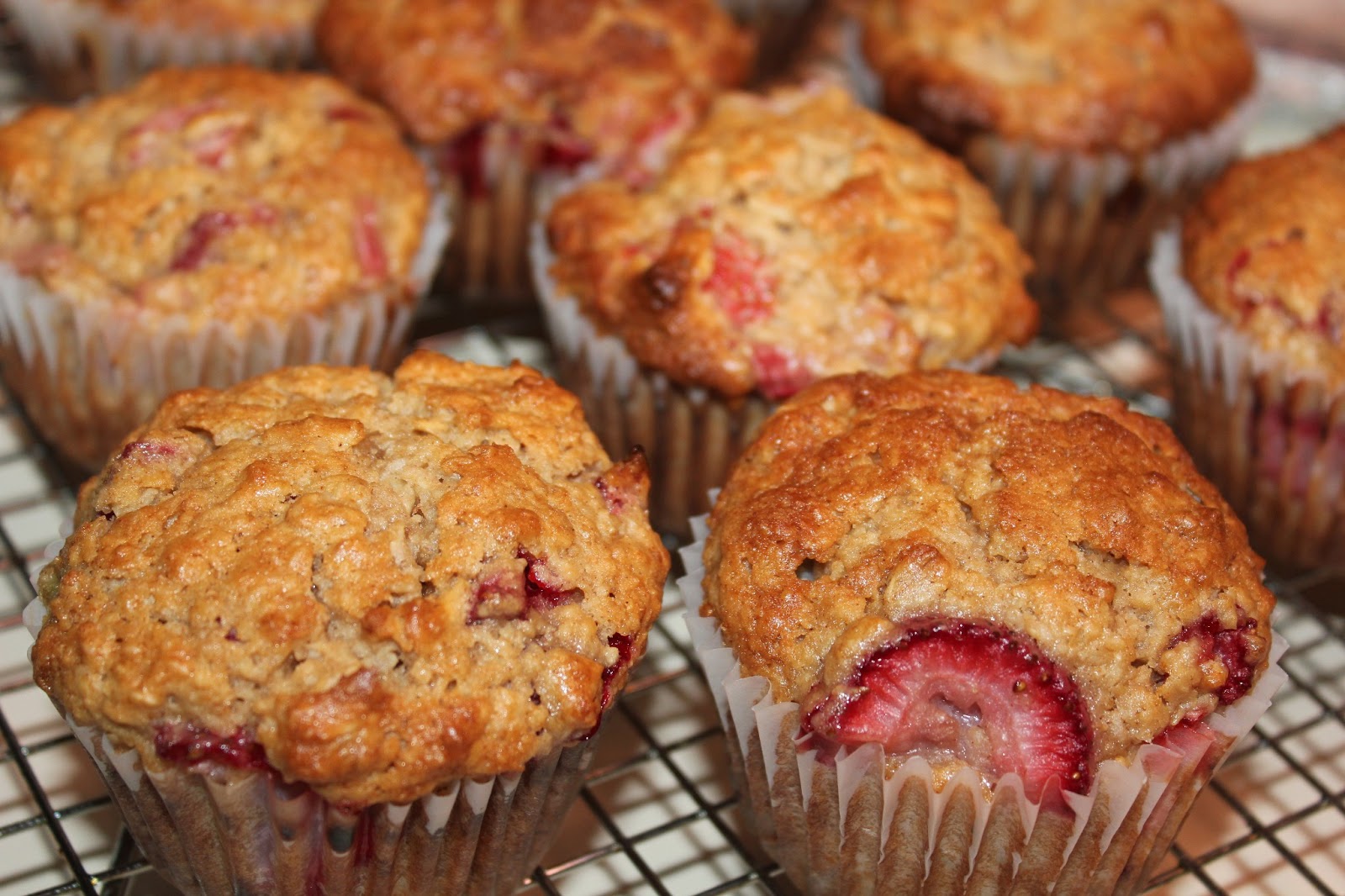Sisters Luv 2 Cook Strawberry Rhubarb Muffins