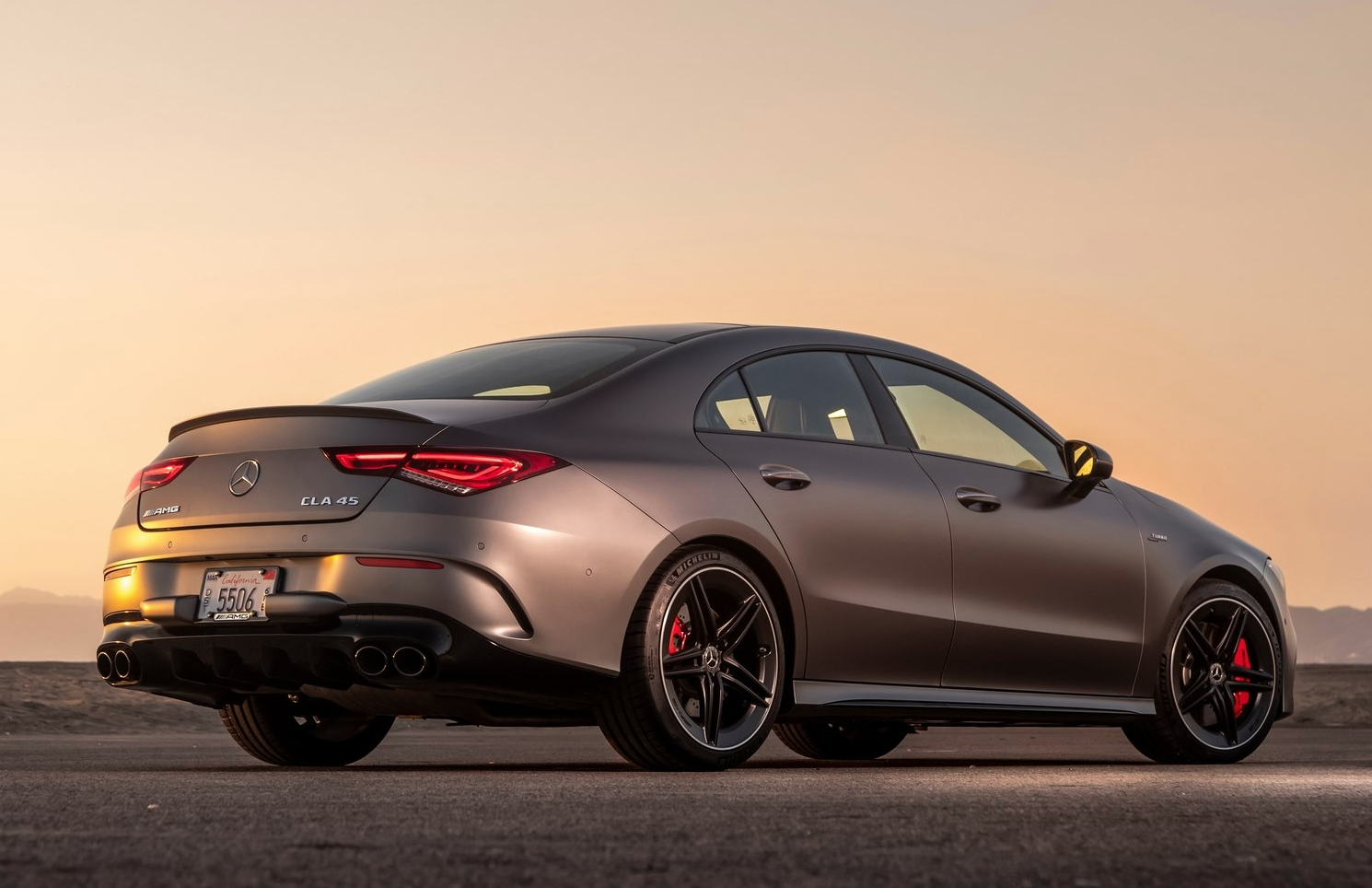Мерседес Бенц CLA 2020