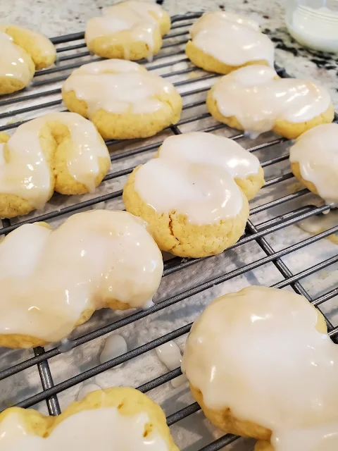 Make These Frosted Sicilian "S" Cookies Any Time of Year