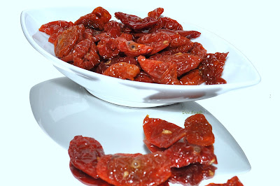 Tomaten (Solanum lycopersicum), getrocknet