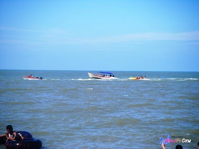 Obyek Wisata: Pantai Cermin