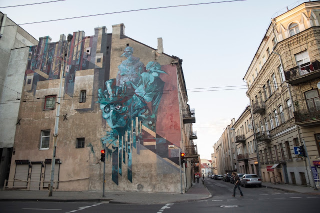 After Mobstr a few days ago, Sepe & Chazme have now completed their collaborative mural on the streets of Vilnius in Lithuania.