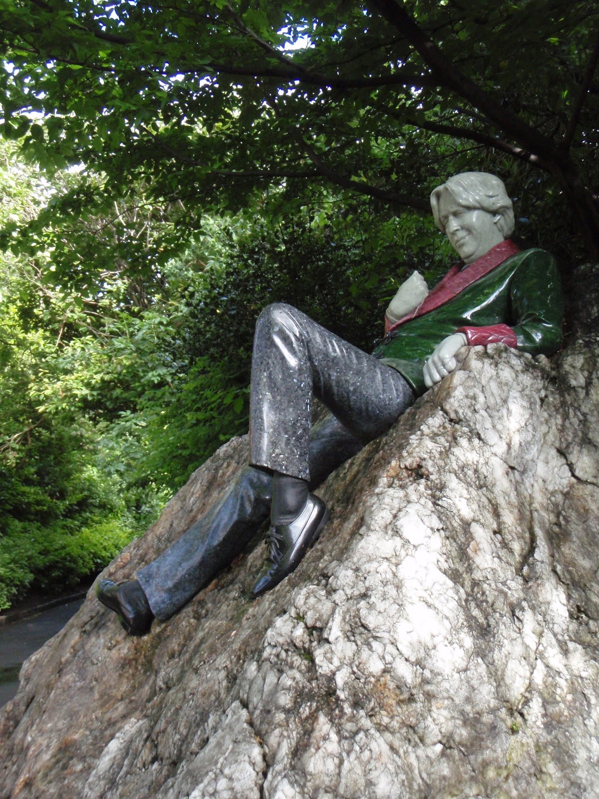 44+ Oscar Wilde Statue Dublin Nickname Pics